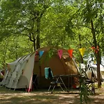 Kamp alanı Le Chassezac Sampzon