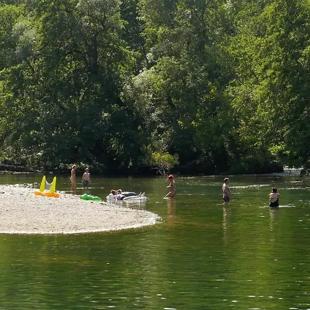 Le Chassezac Kamp alanı Sampzon